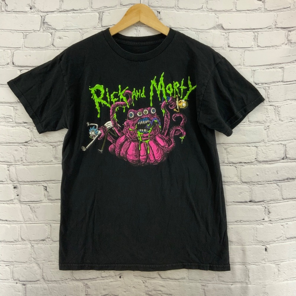 Rick And‎ Morty Adult Swim T Shirt Tee Unisex Sz M Pink Monster FLAW